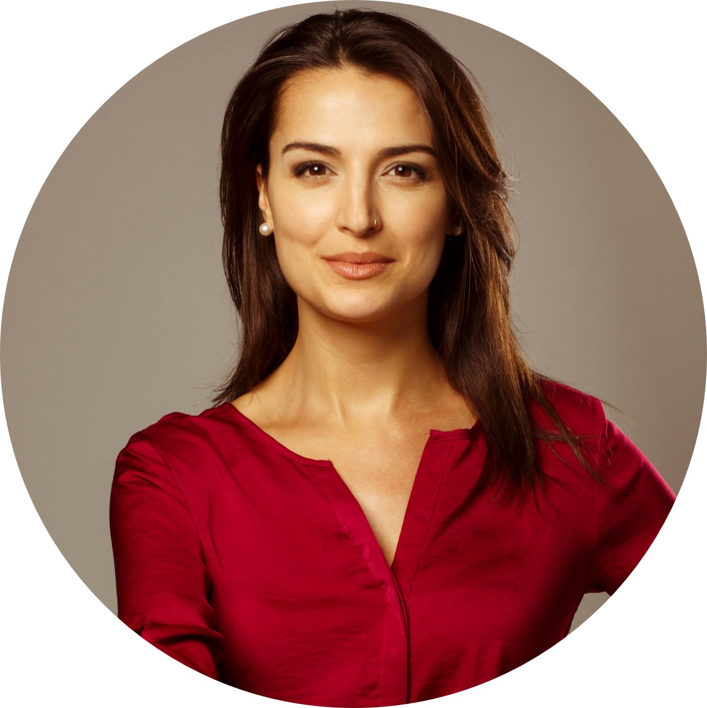Aline Castro