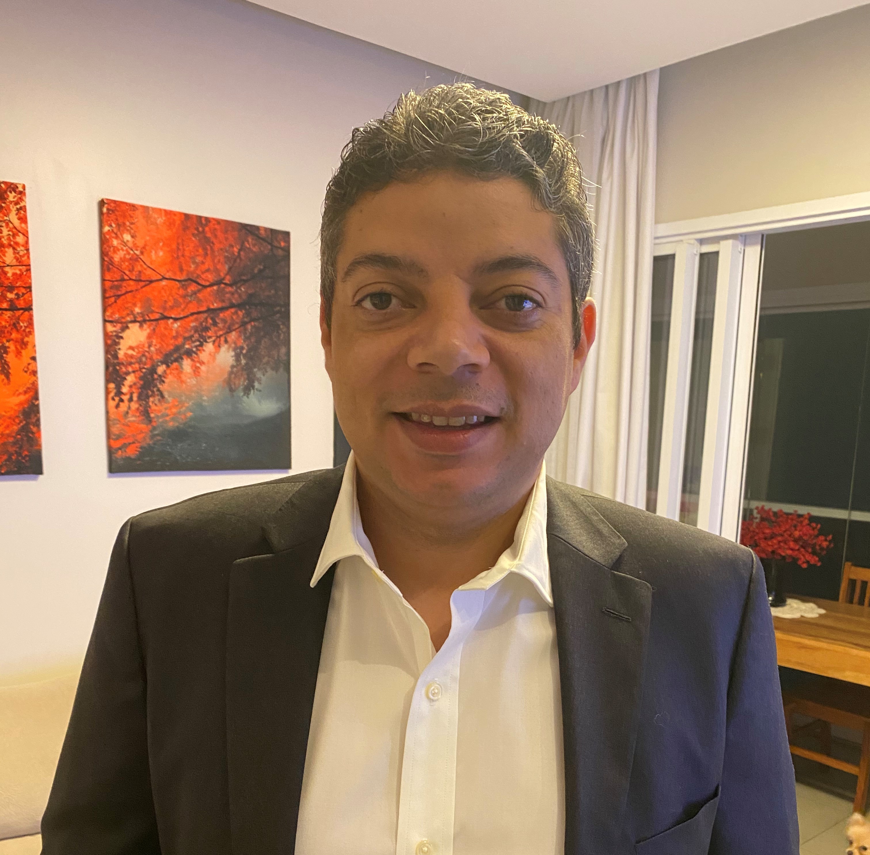 Eduardo Marcelino Oliveira